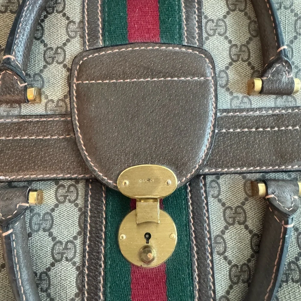 Gucci Beige GG Supreme Canvas Top Handle Bag with Green and Red Web - Picture 9 of 9